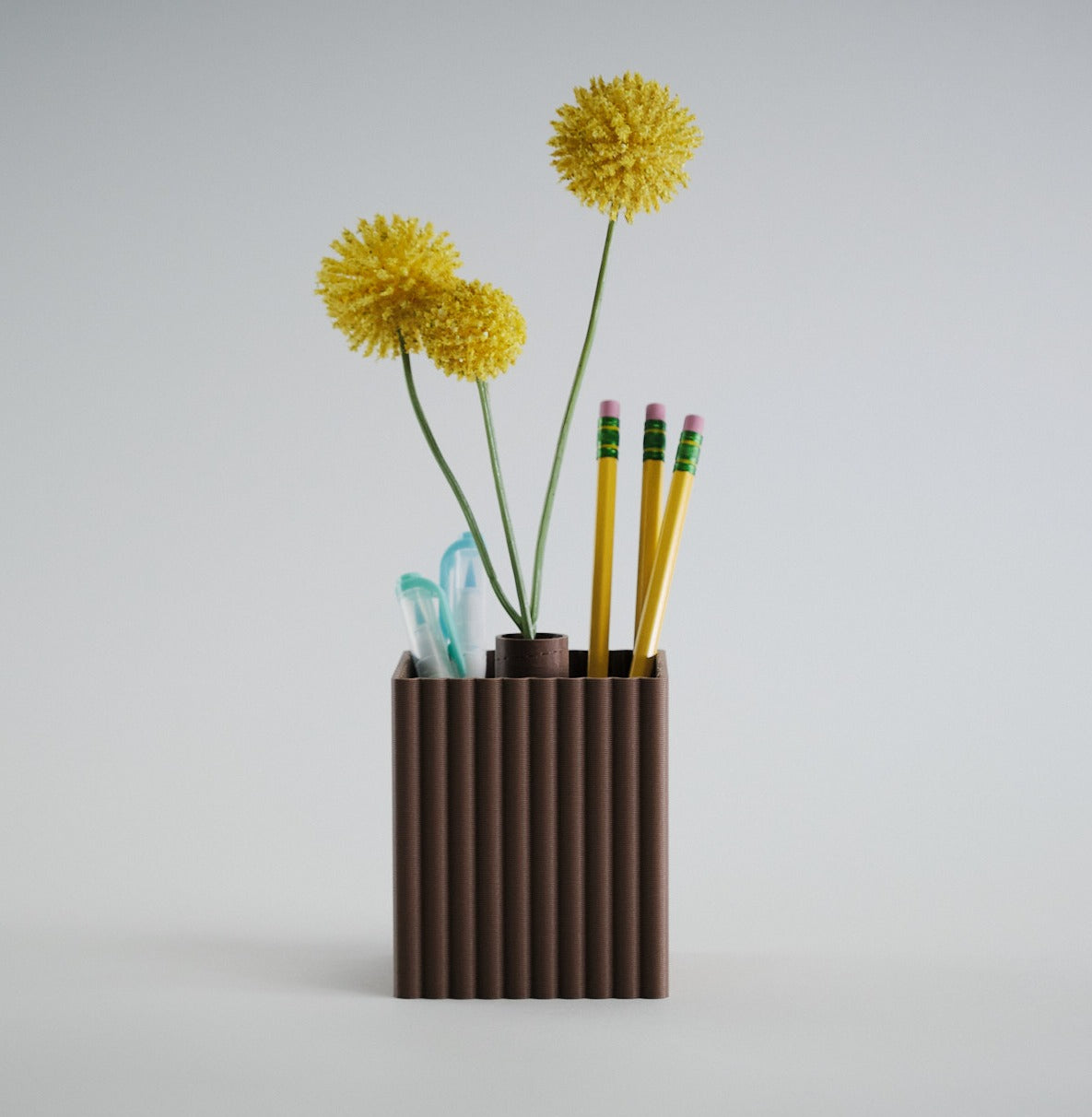 Chloe Pen Holder with Mini Vase - Honey and Ivy 